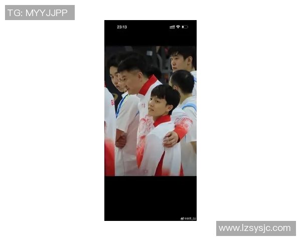 徐杰：从青涩少年到篮球场上的璀璨明星之路探索与成长